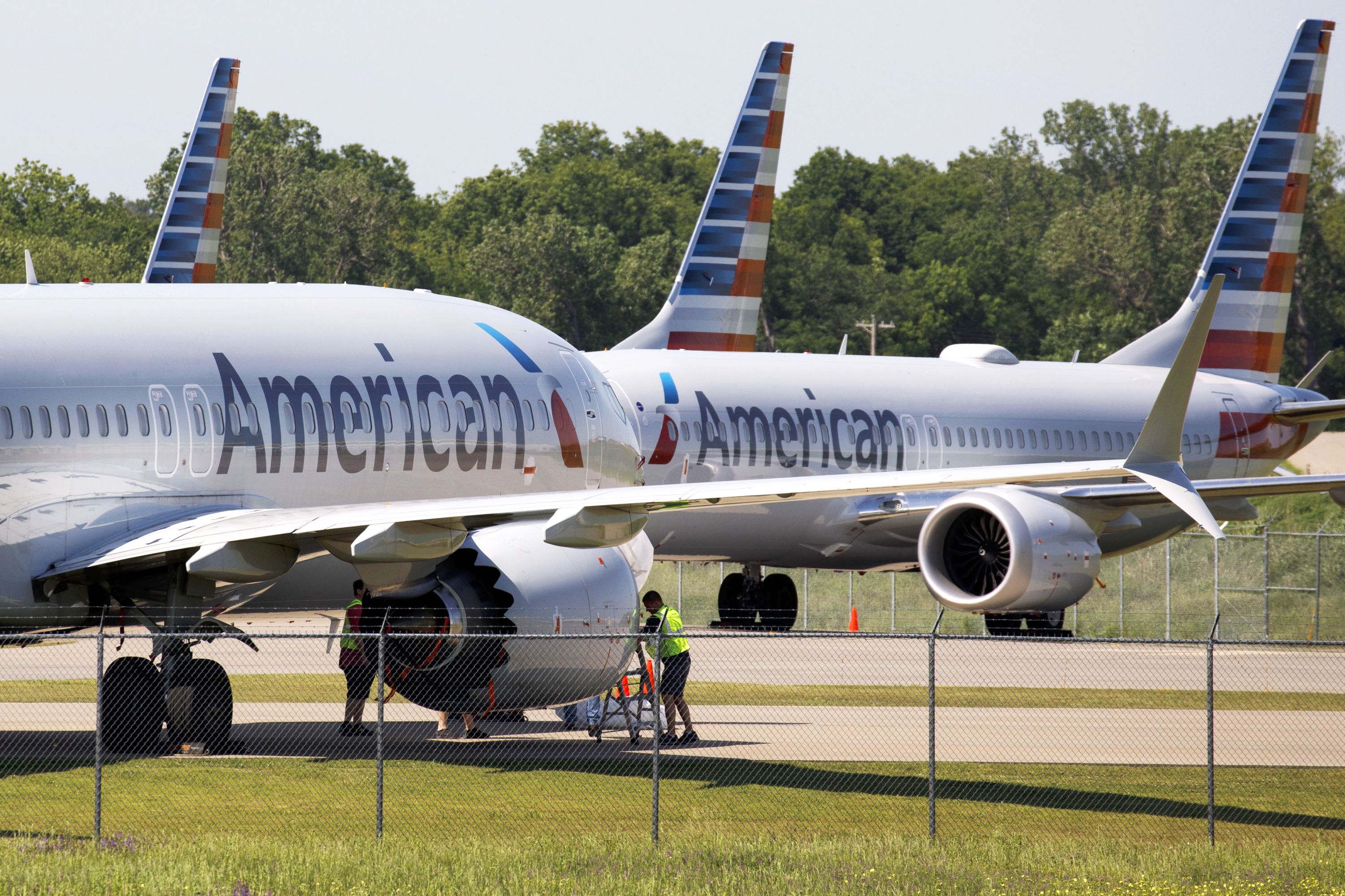 American Airways cuts Boeing 737 Max from schedules till January