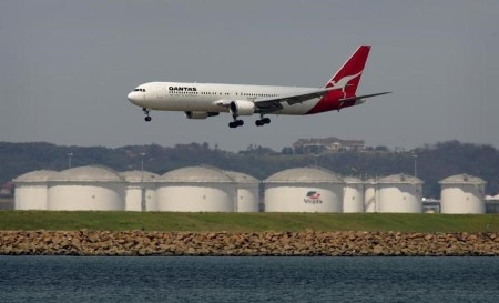 Australia’s Qantas posts 1.8% rise in first-quarter income