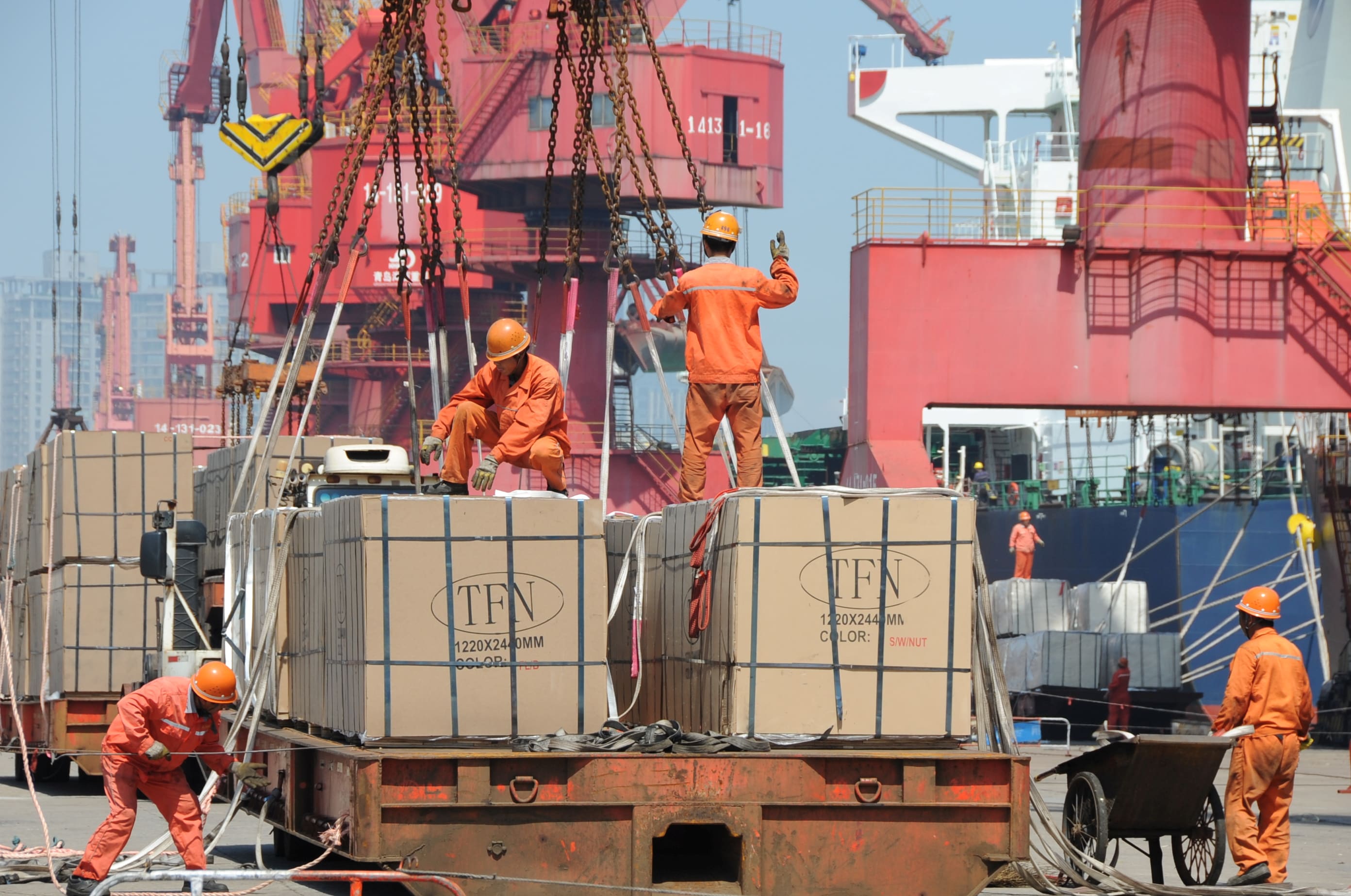Beijing releases imports, exports information