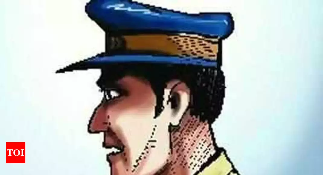 Pune: Foreign exchange agency worker robbed of US $5,000 | Pune Information Pune: Foreign exchange agency worker robbed of US $5,000 | Pune Information