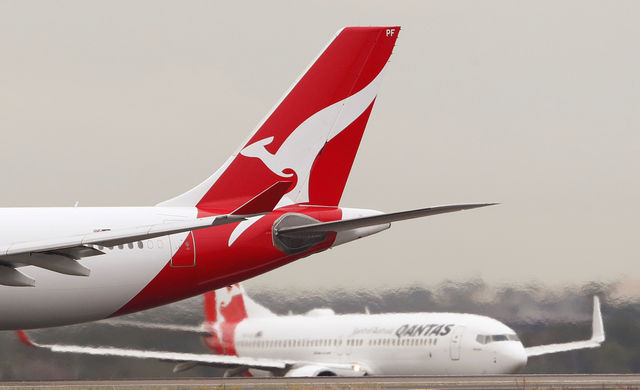 Qantas Airways units $1.36 bln annual spending goal