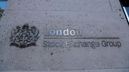 FTSE pauses after 3-day rally as traders await commerce strikes