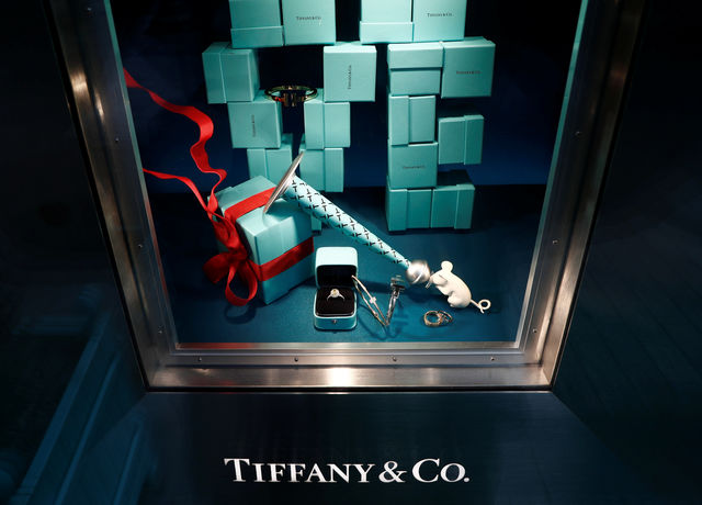 How LVMH’s whirlwind courtship sealed $16 billion Tiffany deal