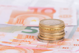 Euro Falls on Weak German Inflation Knowledge and Investor Sentiment — Foreign exchange Information