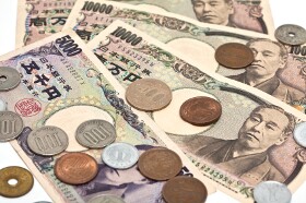 Japanese Yen Flat As Retail Gross sales, Overseas Bond Funding Fall — Foreign exchange Information