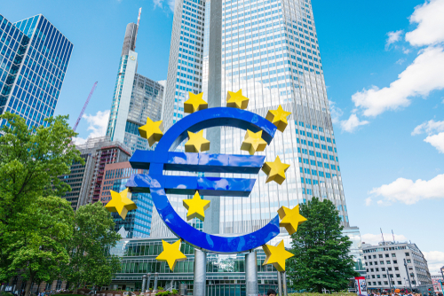 PMIs and Largarde Speech to Dictate EURUSD
