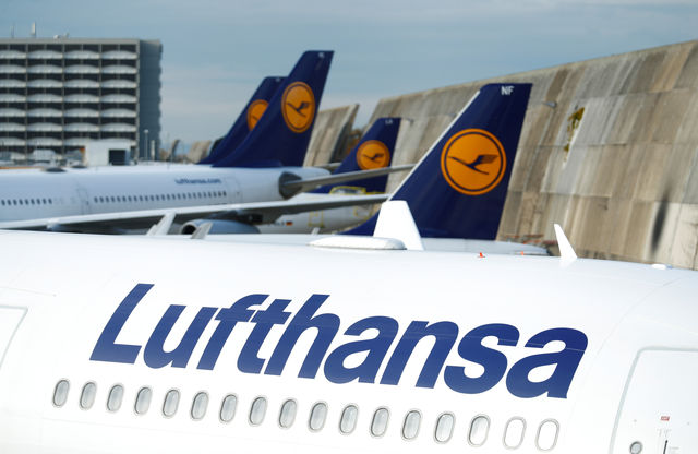 Qatar Airways considers shopping for Lufthansa stake – report
