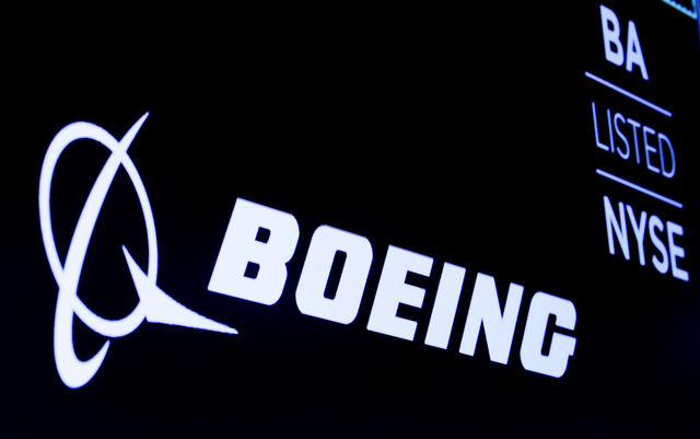 Boeing web orders hunch to lowest in a long time
