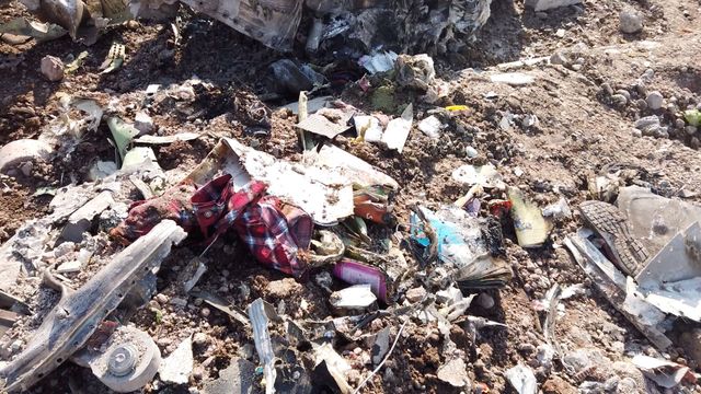 Iran asks U.S., France for gear to obtain downed airplane’s black packing containers