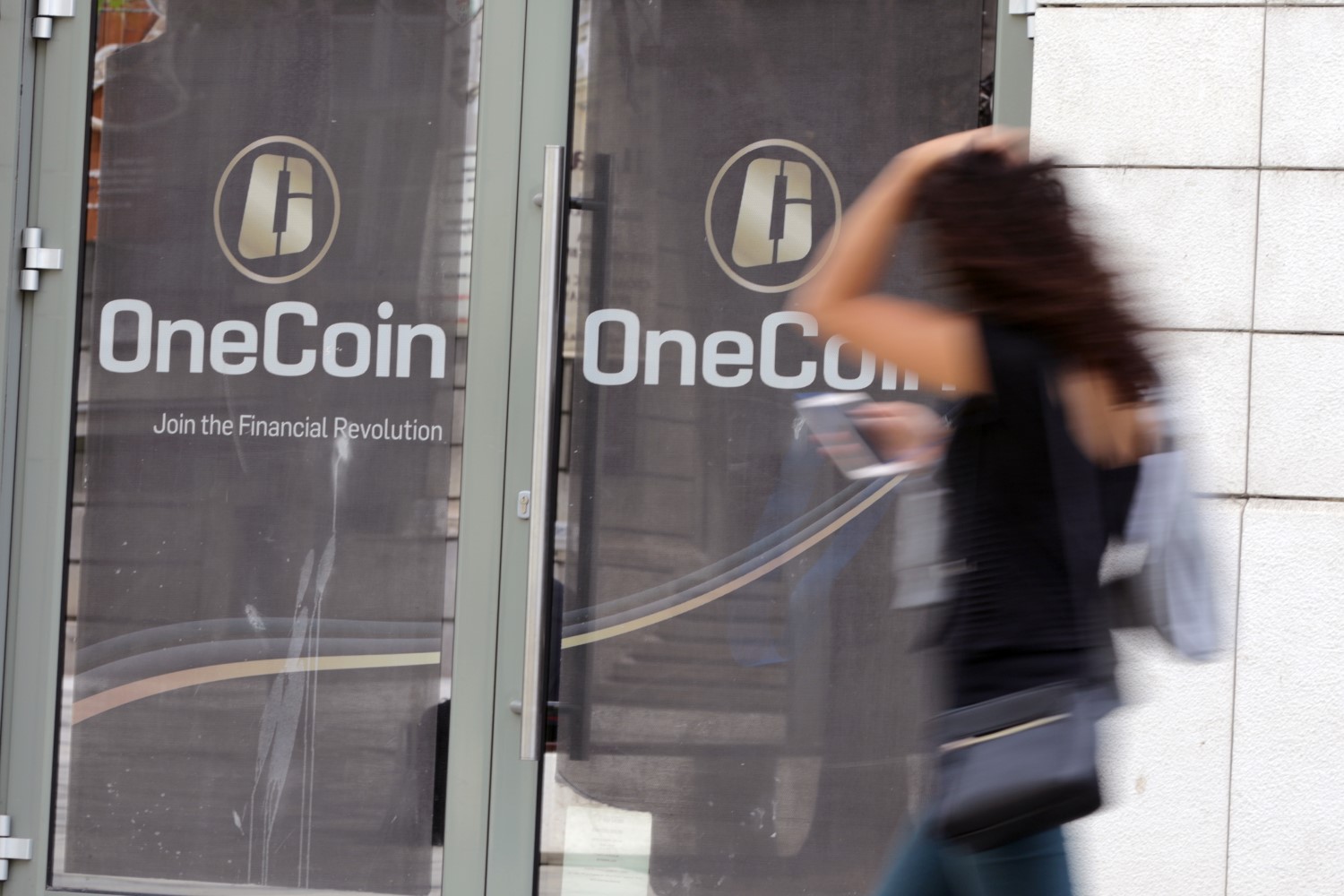 Crypto Ponzi OneCoin Could Have Used Flood of Faux Opinions to Increase Ailing Picture