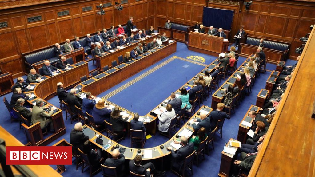 MLA pay: DUP and Sinn Féin discover methods to cease pay rise