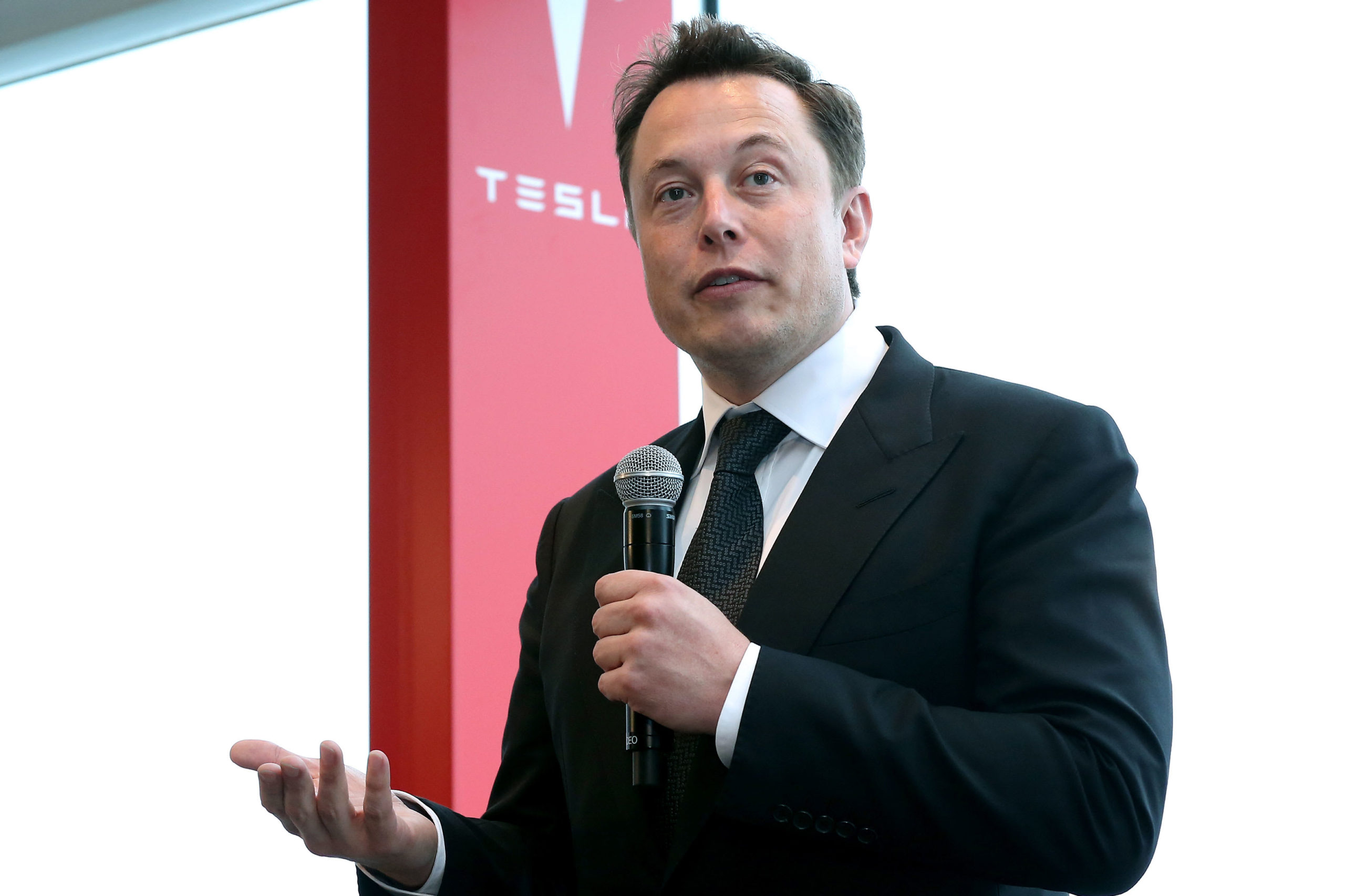 Morgan Stanley raises its ‘bull case’ on Tesla to $1,200