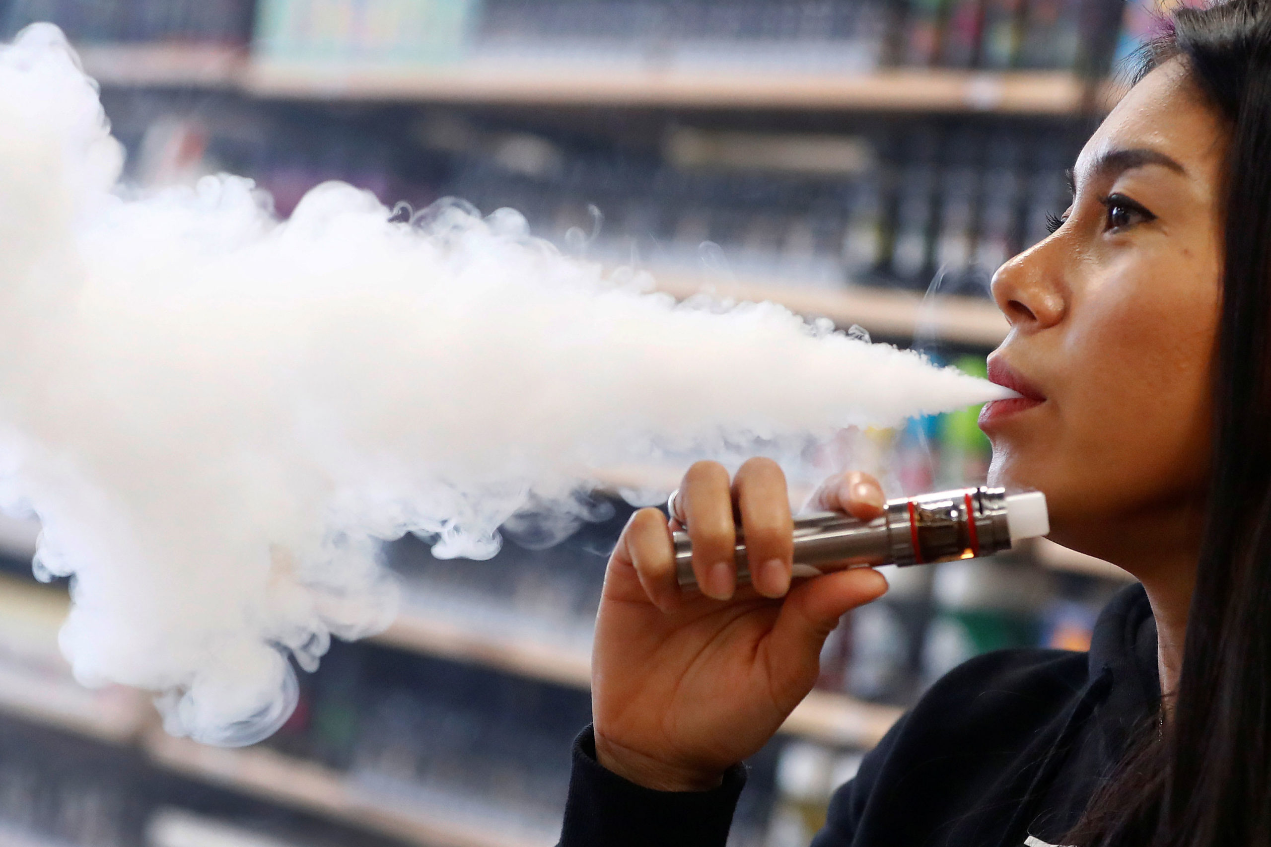 Teenagers have discovered a loophole within the e-cigarette taste ban, report says