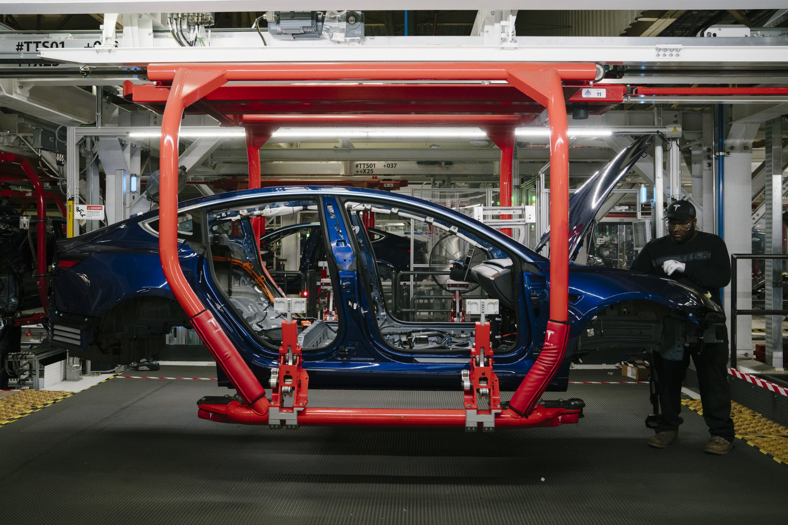 Tesla’s inventory simply had one of many wildest weeks ever — This is what occurred