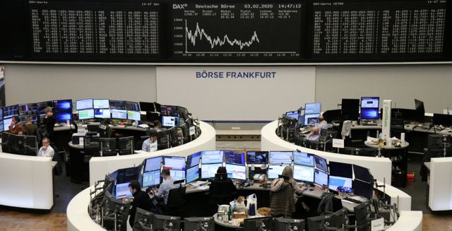 European shares pause after file highs as virus fears grip