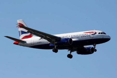 British Airways COO and director of individuals to depart