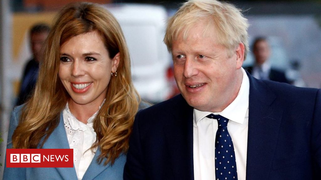 Boris Johnson and Carrie Symonds engaged and anticipating child