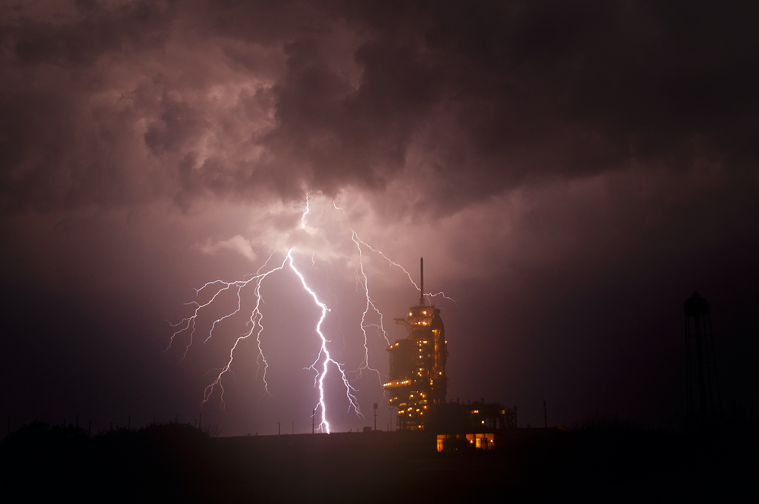Bitcoin’s Lightning Community Is Rising ‘More and more Centralized,’ Researchers Discover