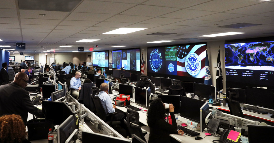Congress, Warning of Cybersecurity Vulnerabilities, Recommends Overhaul