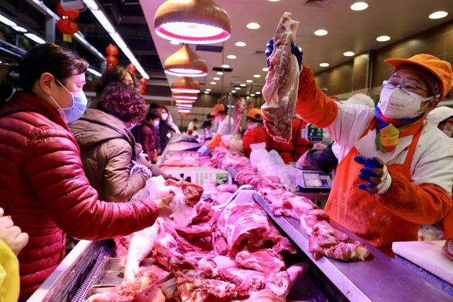 China’s Jan-Feb pork imports surge 158% on pre-holiday stocking