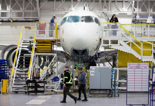 S&P cuts Airbus outlook amid concern over deliveries, advances