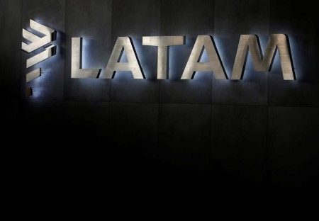 LATAM Airways to chop pay by 50% to its 43,000 workers