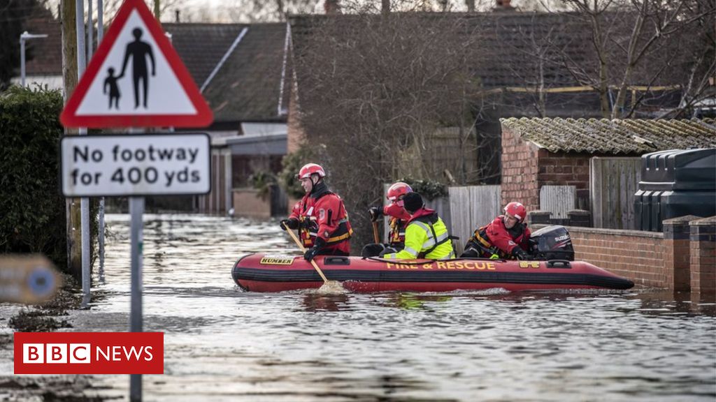 Floods: Price range will double spending on defences, says Treasury