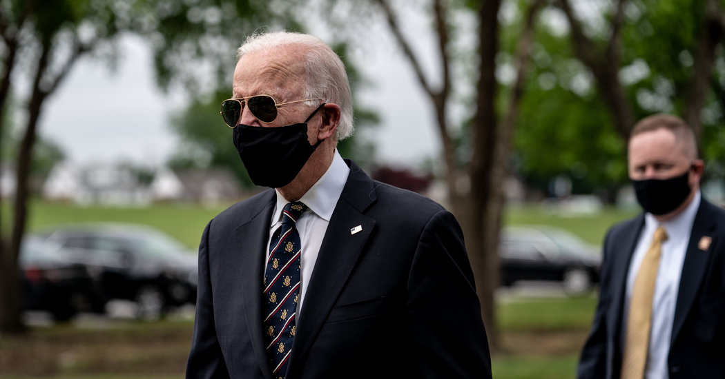Biden, Urging Face Masks, Calls Trump a ‘Idiot’ for Not Carrying One