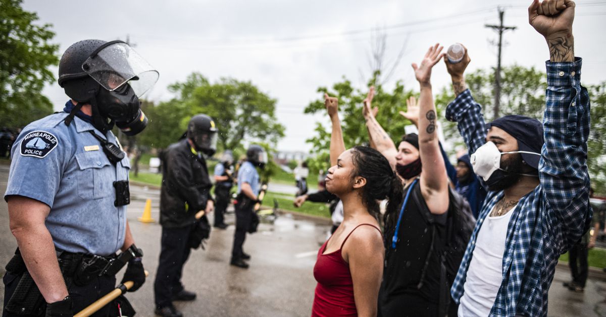 Images: Police responses to George Floyd protests vs. anti-lockdown protests