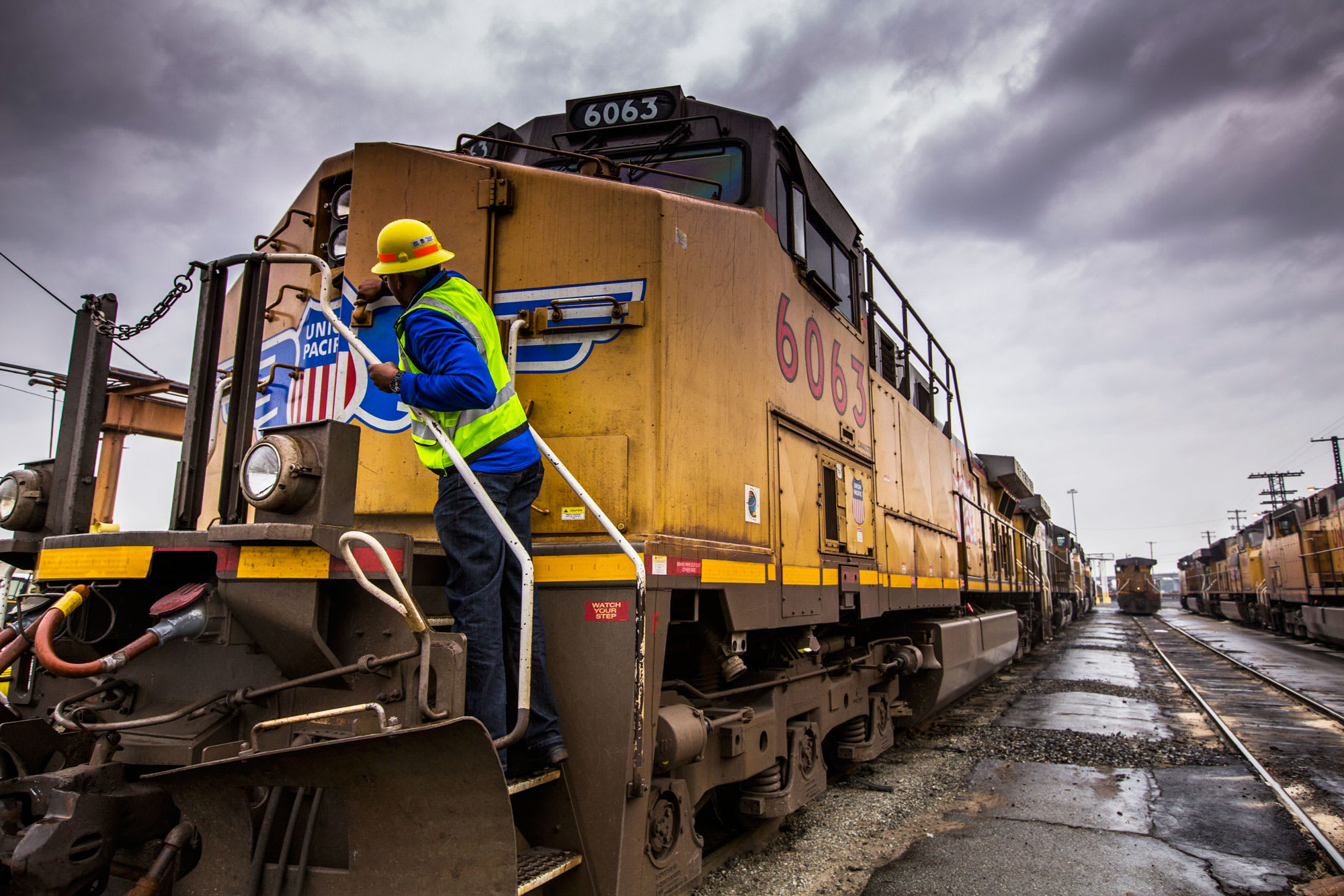 Union Pacific CEO Lance Fritz sees ‘indicators of optimism’ in a number of markets