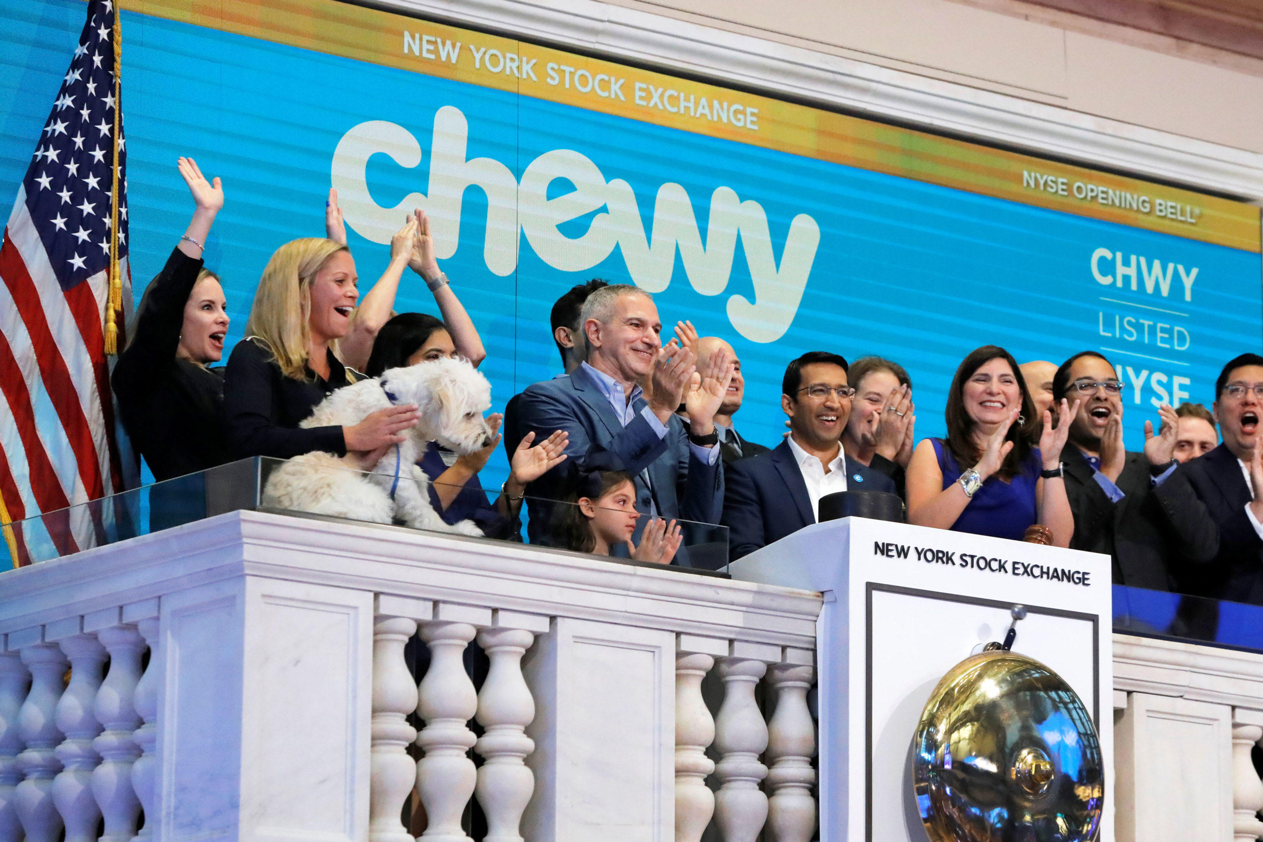 Analysts are betting on Chewy, 5 Beneath & Amazon