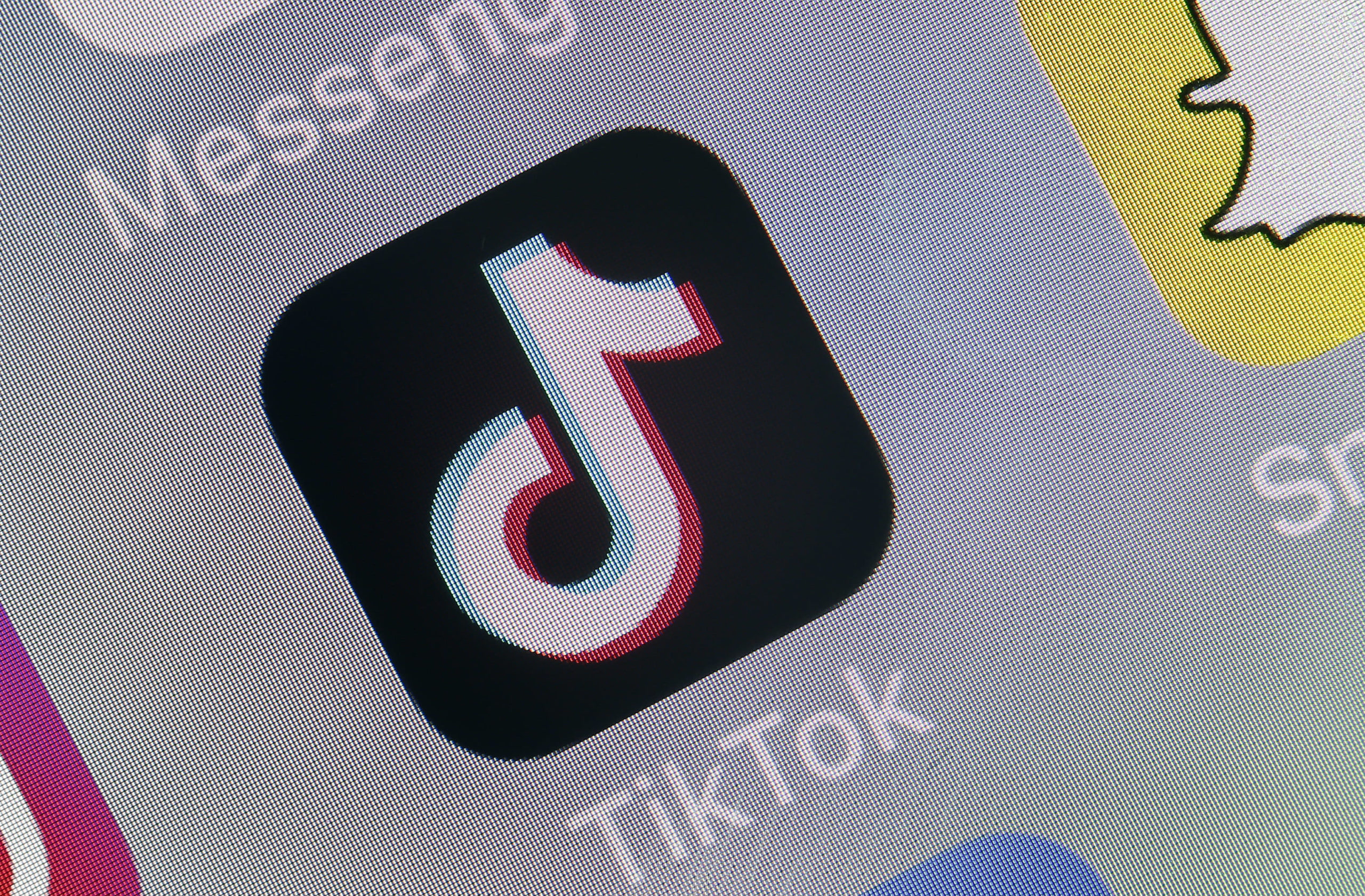 The right way to study managing your cash on TikTok