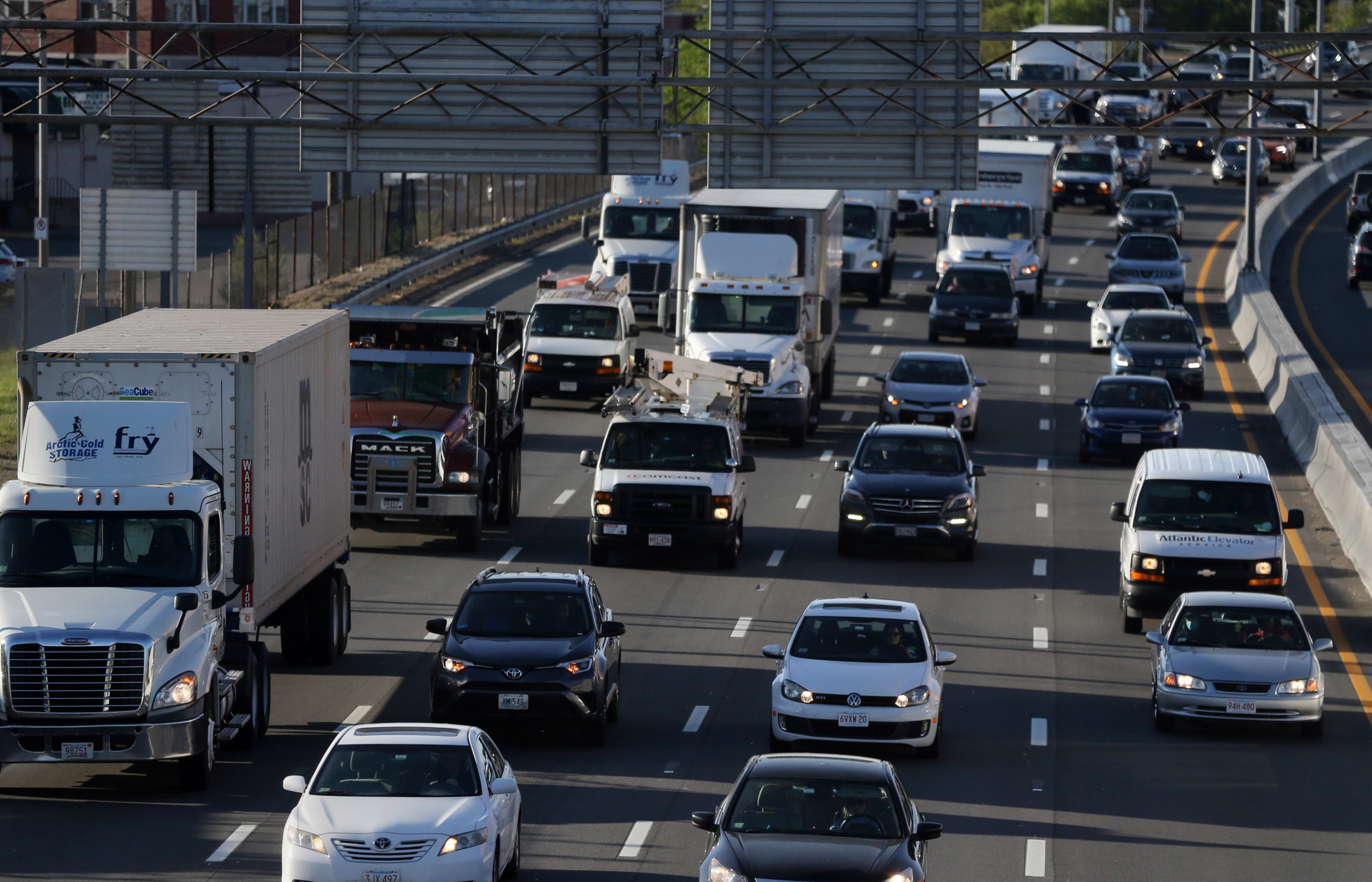 CDC steering in opposition to mass transit sparks fears of congestion, emissions