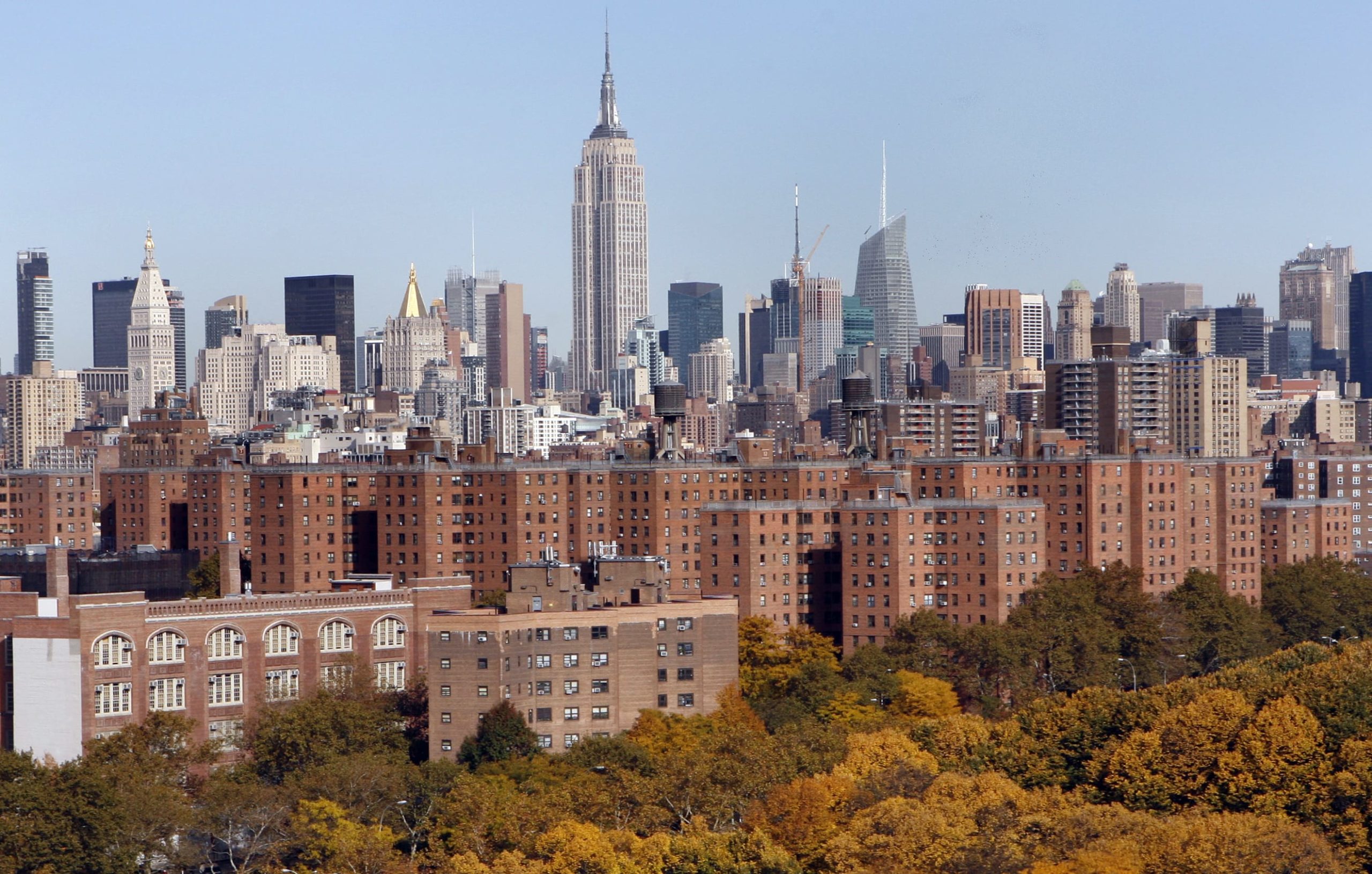 Manhattan residence contracts fall over 80% in Could, Florida surges