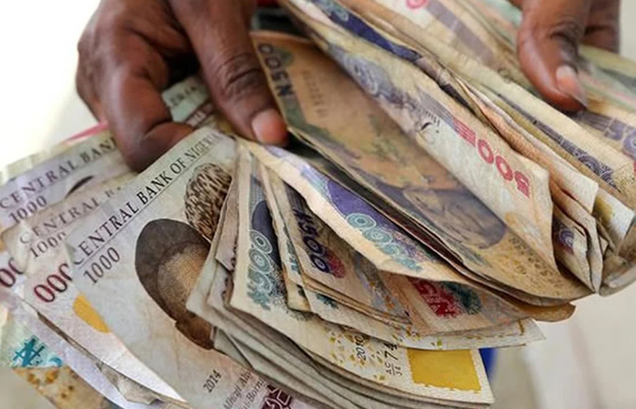 Naira falls towards the greenback throughout all foreign exchange markets as liquidity drop by 84% 