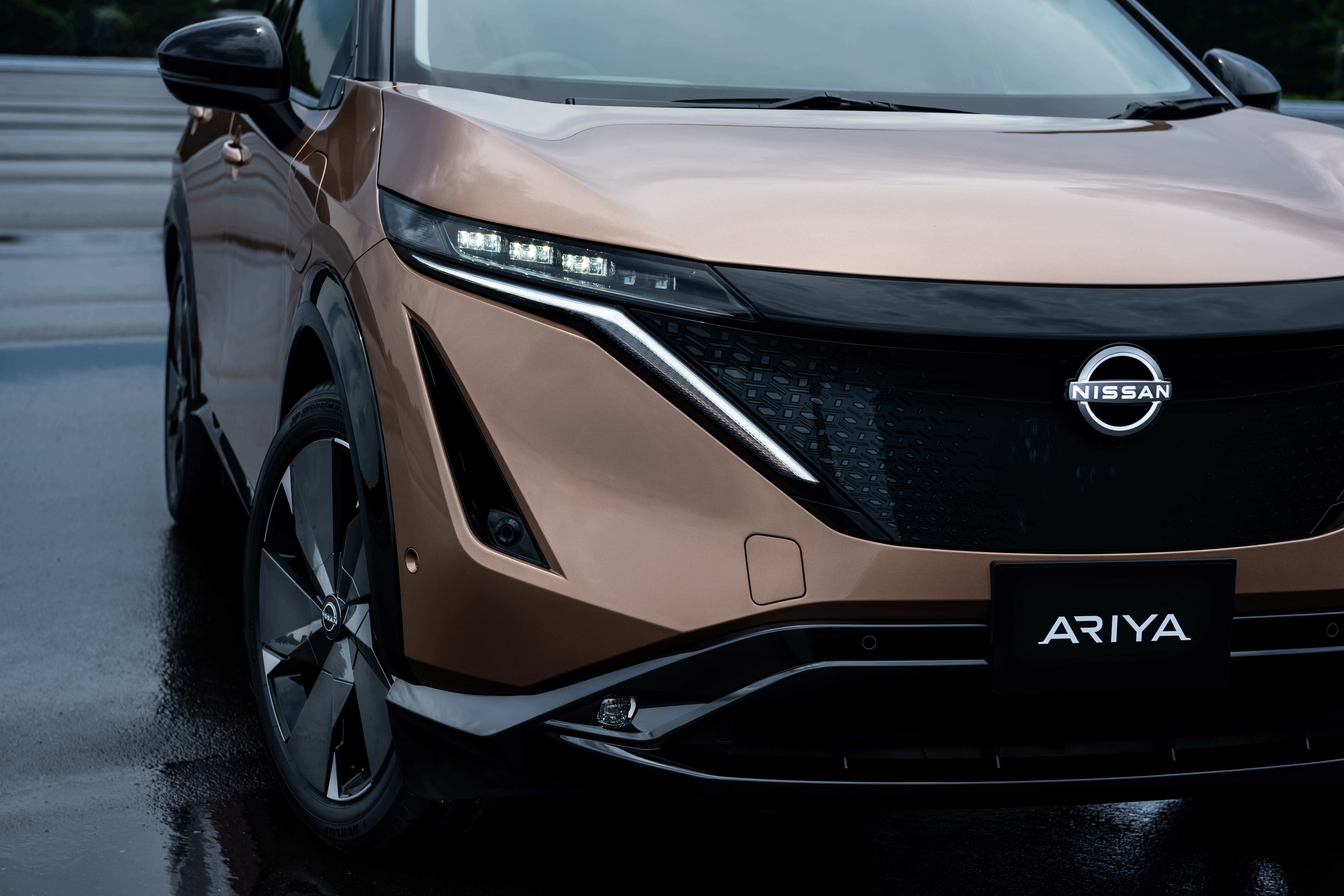 Nissan unveils all-electric Ariya crossover below turnaround plan