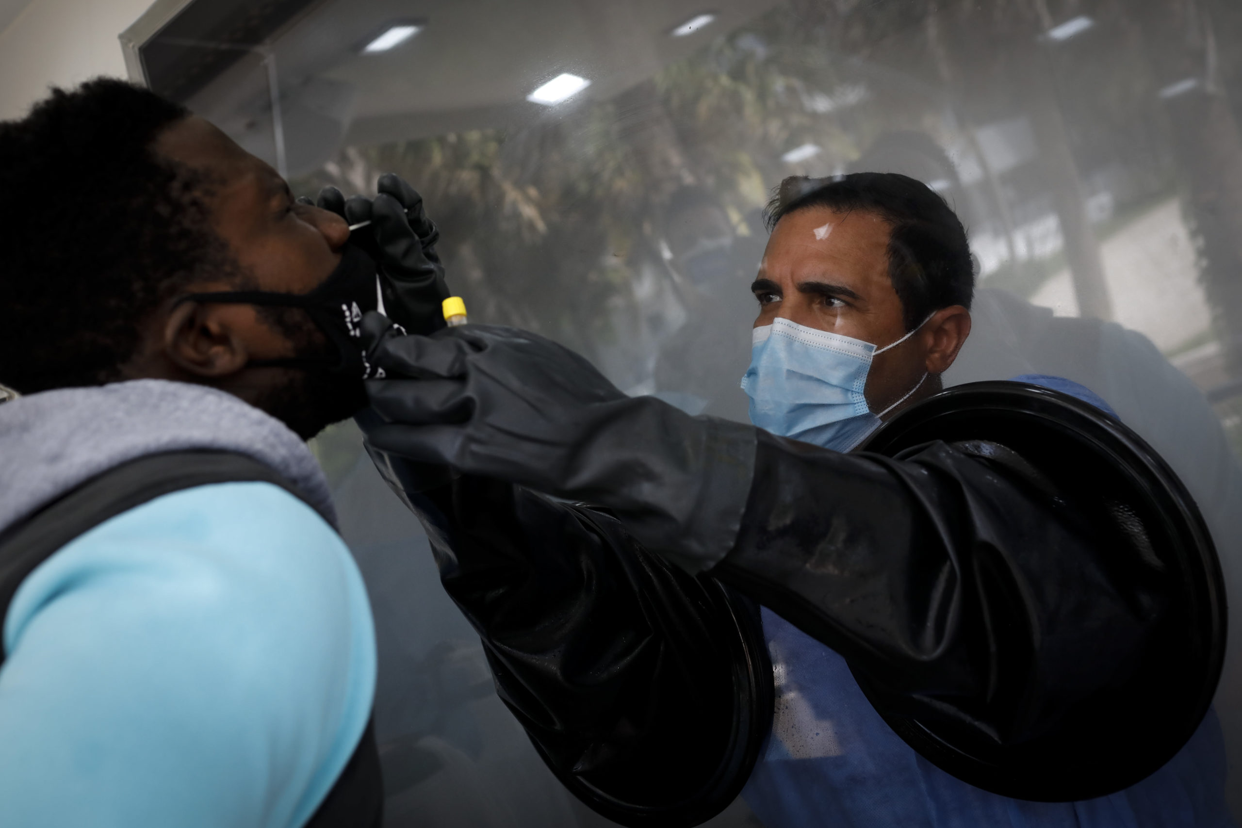 Florida now has extra coronavirus instances than New York and California leads the nation