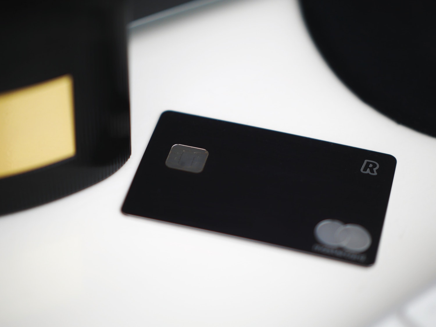 UK Fintech Agency Revolut Brings Bitcoin, Ether Buying and selling to US Clients