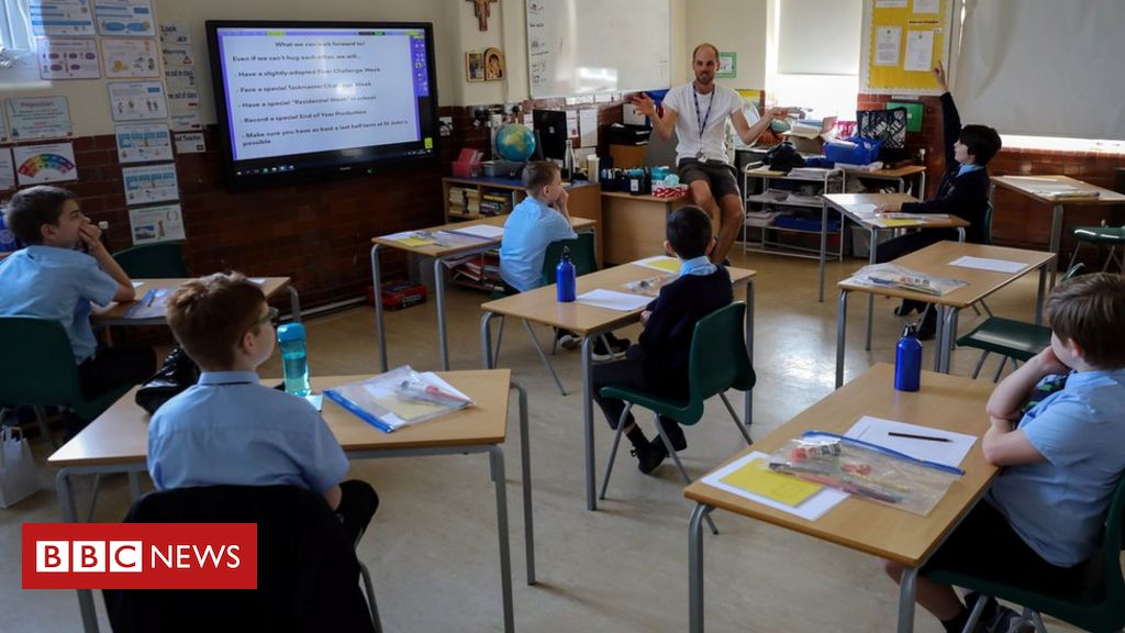 Coronavirus: Faculties let down by lack of ‘plan B’, says union