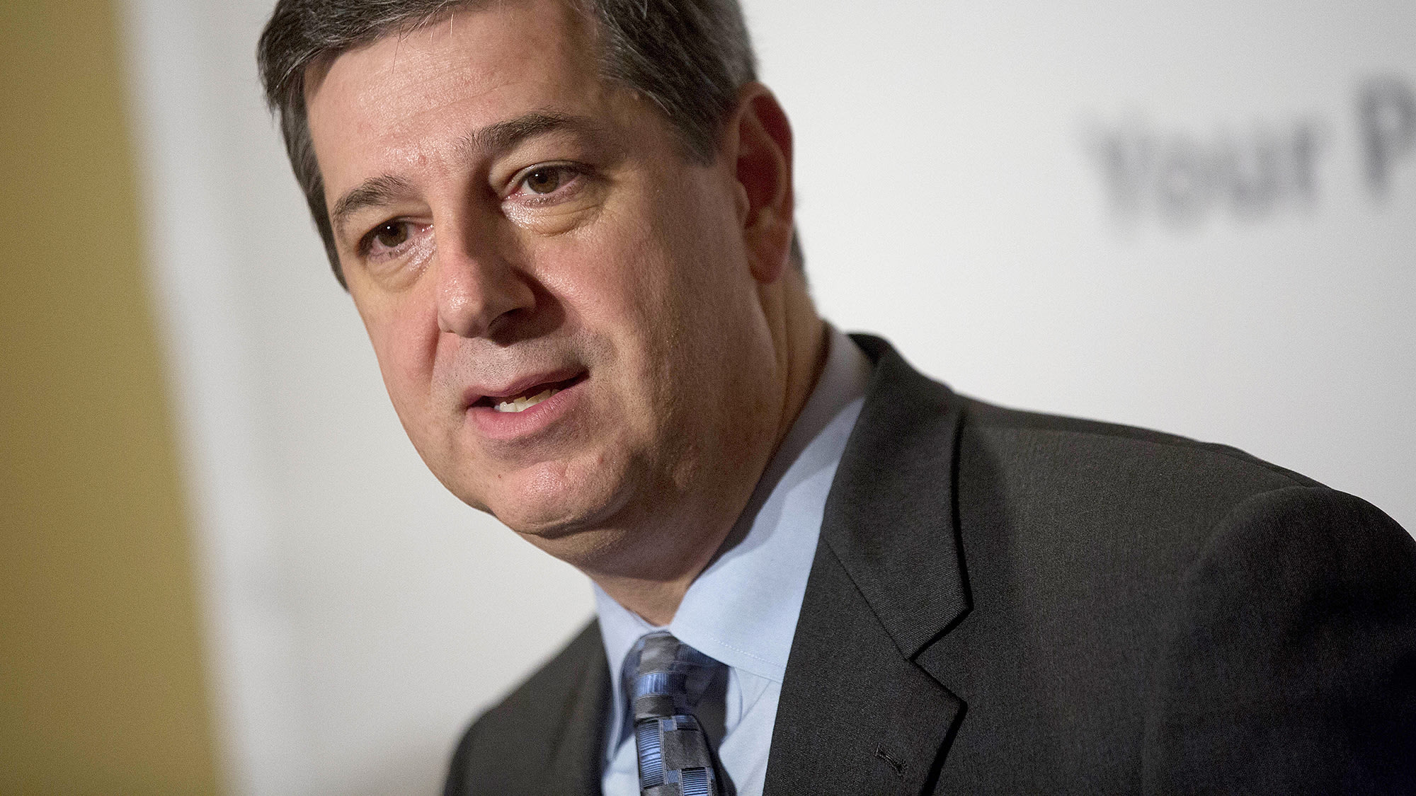 Walmart has the ‘secret sauce’ to show earnings on-line, ex-CEO says