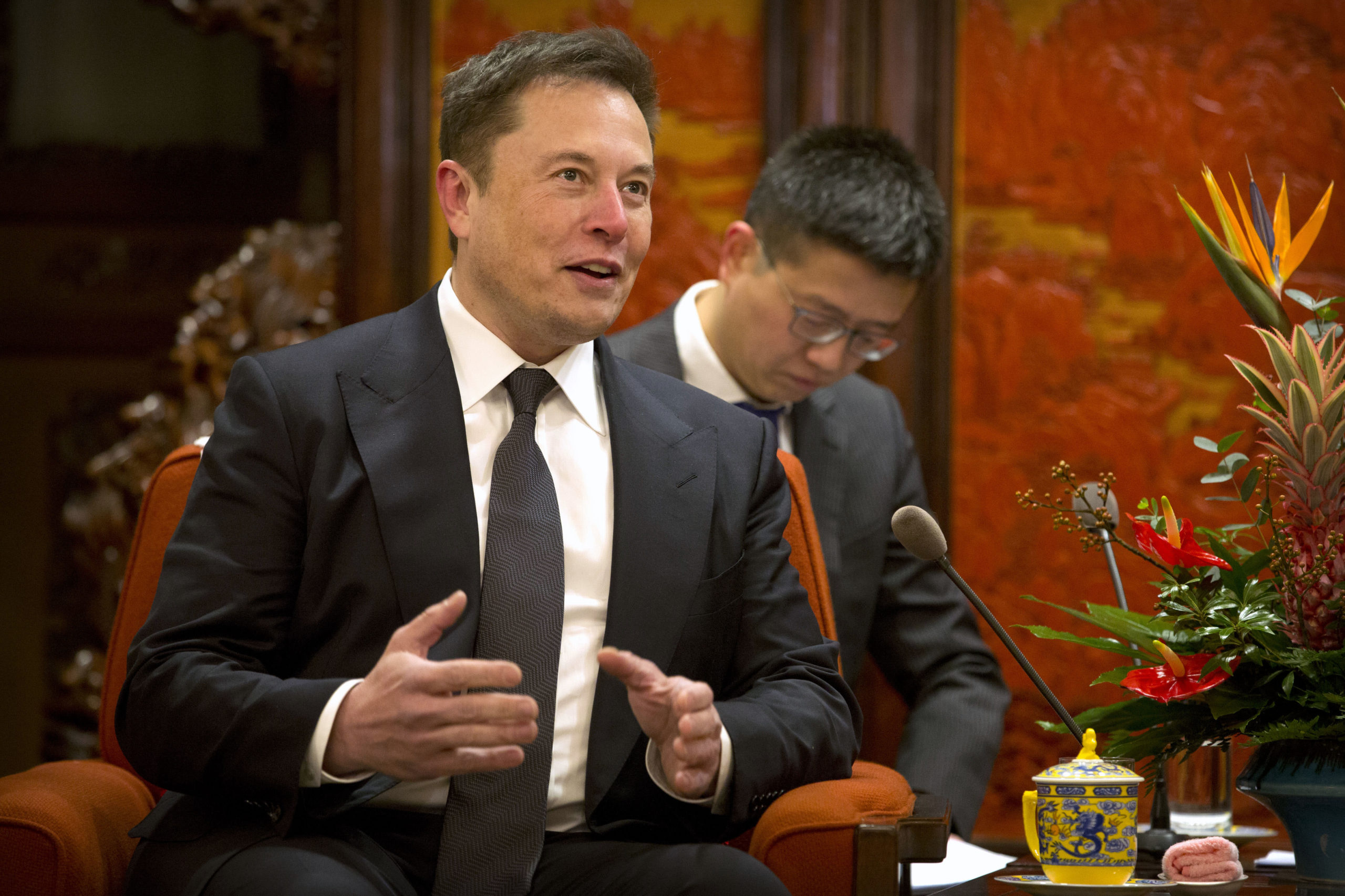 Tesla shares bounce 10% amid tech rebound, Goldman feedback Tesla shares bounce 10% amid tech rebound, Goldman feedback