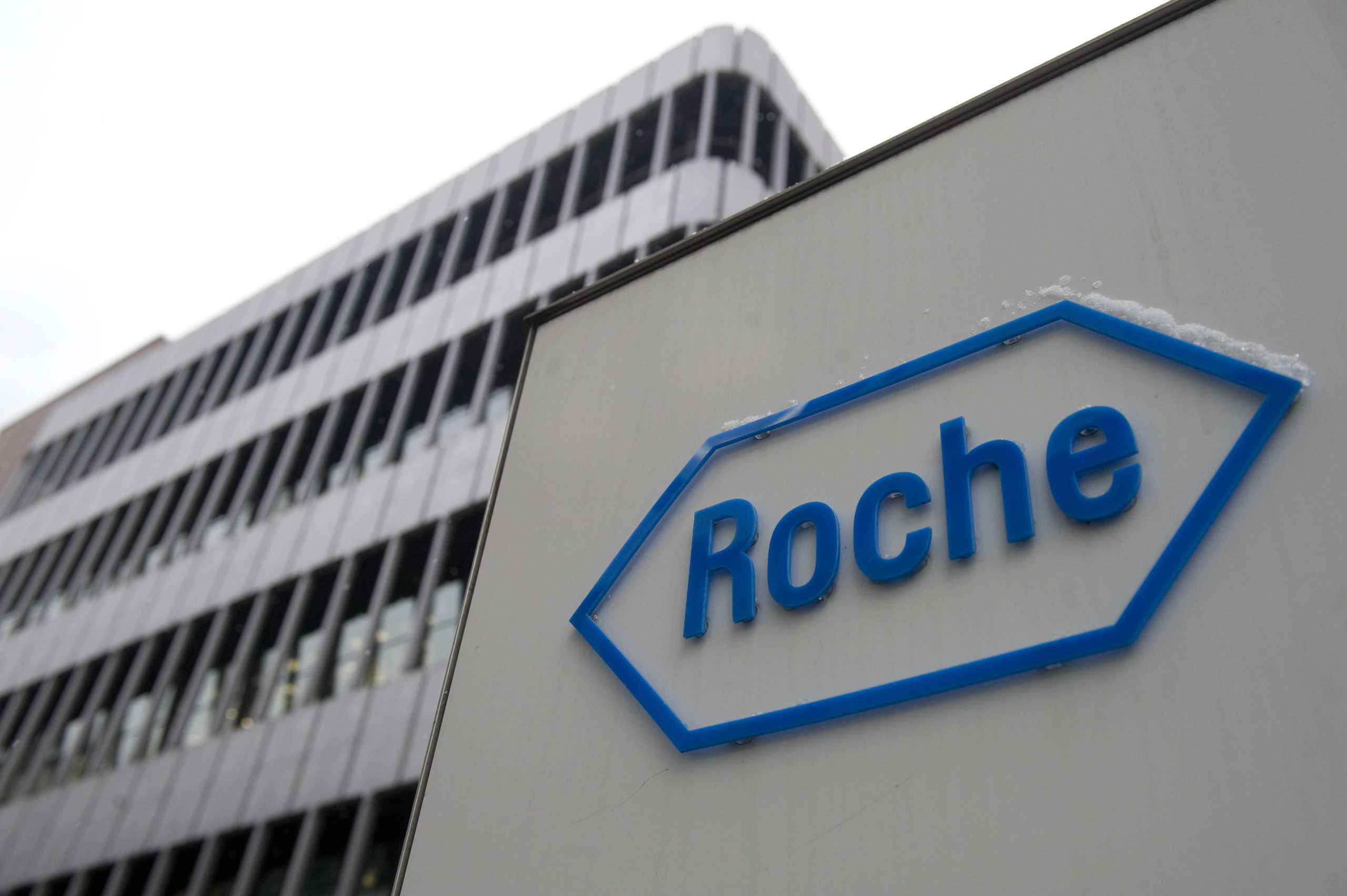 Roche to launch new speedy coronavirus check in Europe later this month following regulatory clearance