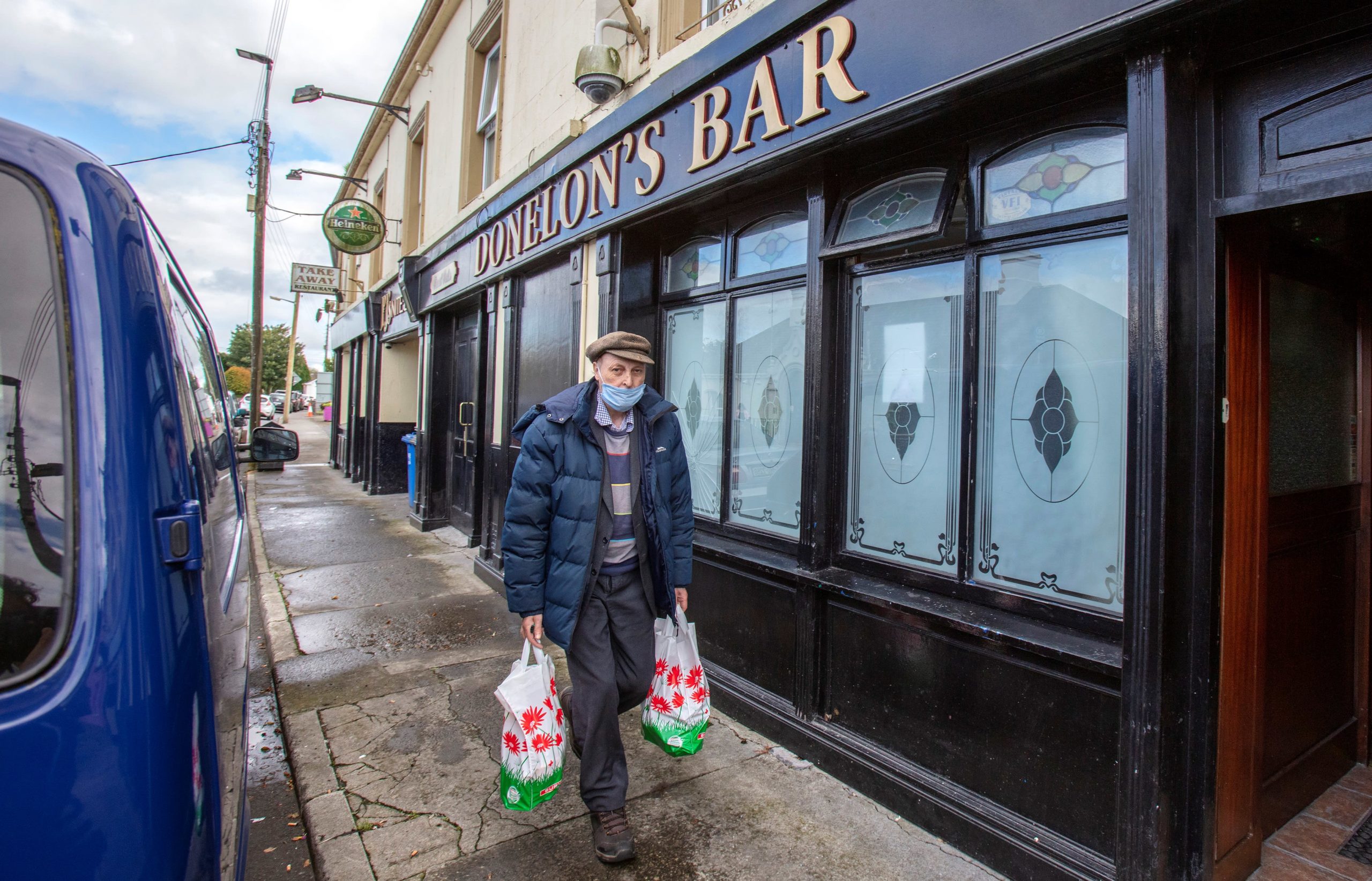 Irish pubs to re-open after enduring longest shutdown in Europe