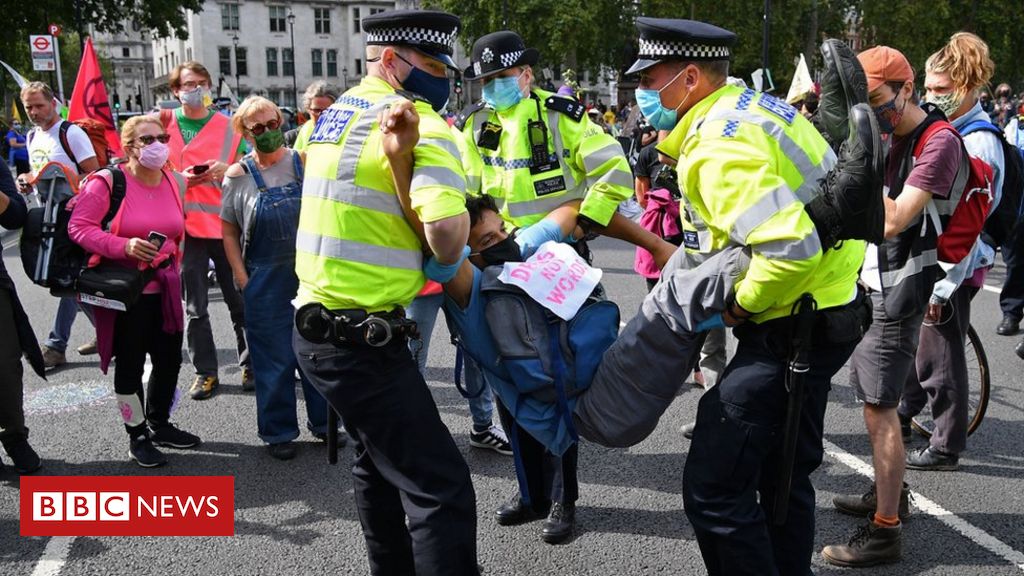 Arrests as Extinction Insurrection protests start throughout England