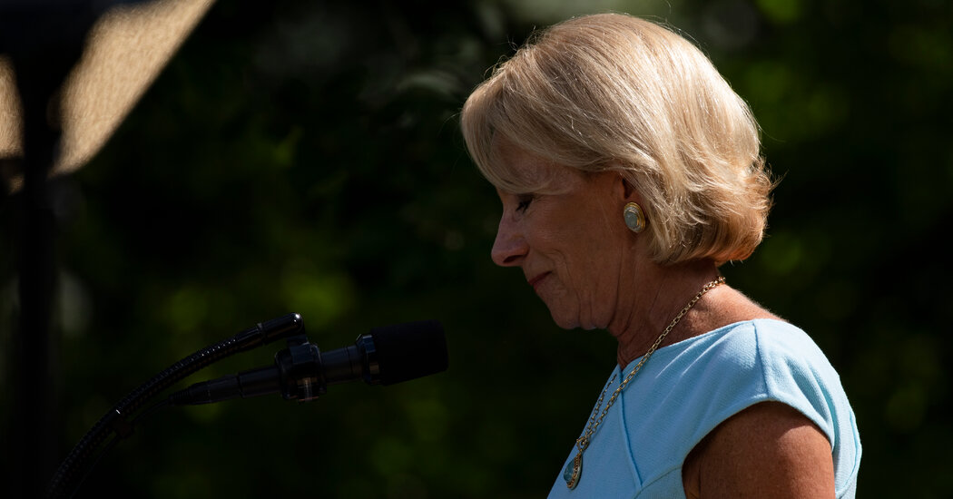 DeVos to Be Investigated for Potential Violation of Ethics Regulation