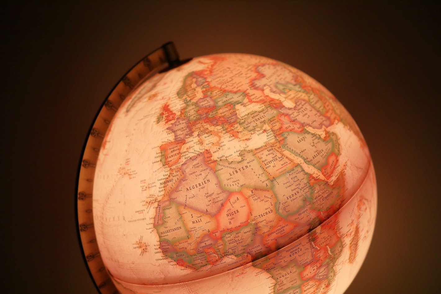 Cash Reimagined: Ending Cash’s Distance Entice