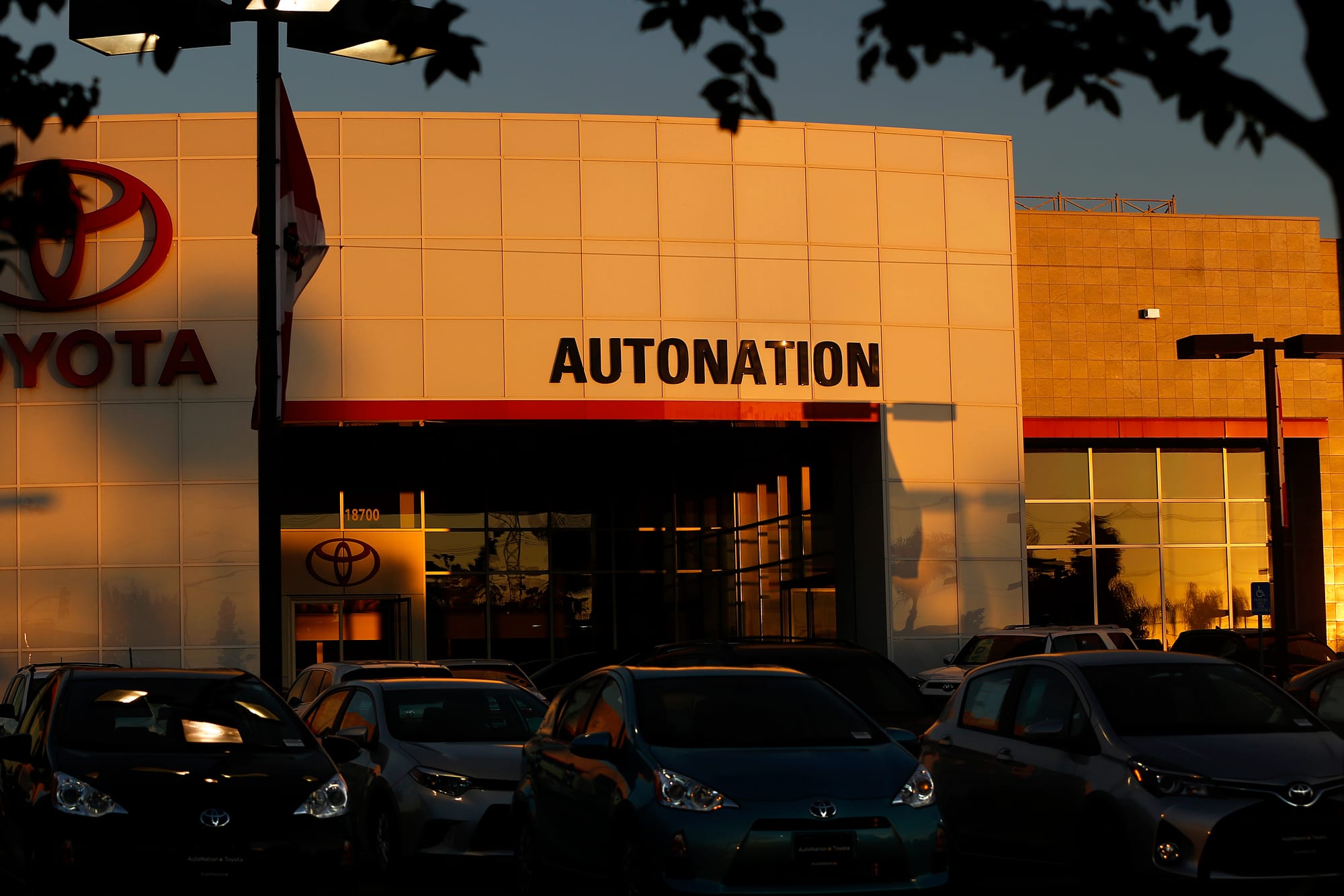 AutoNation CEO Mike Jackson on earnings and Covid boosting automobile gross sales