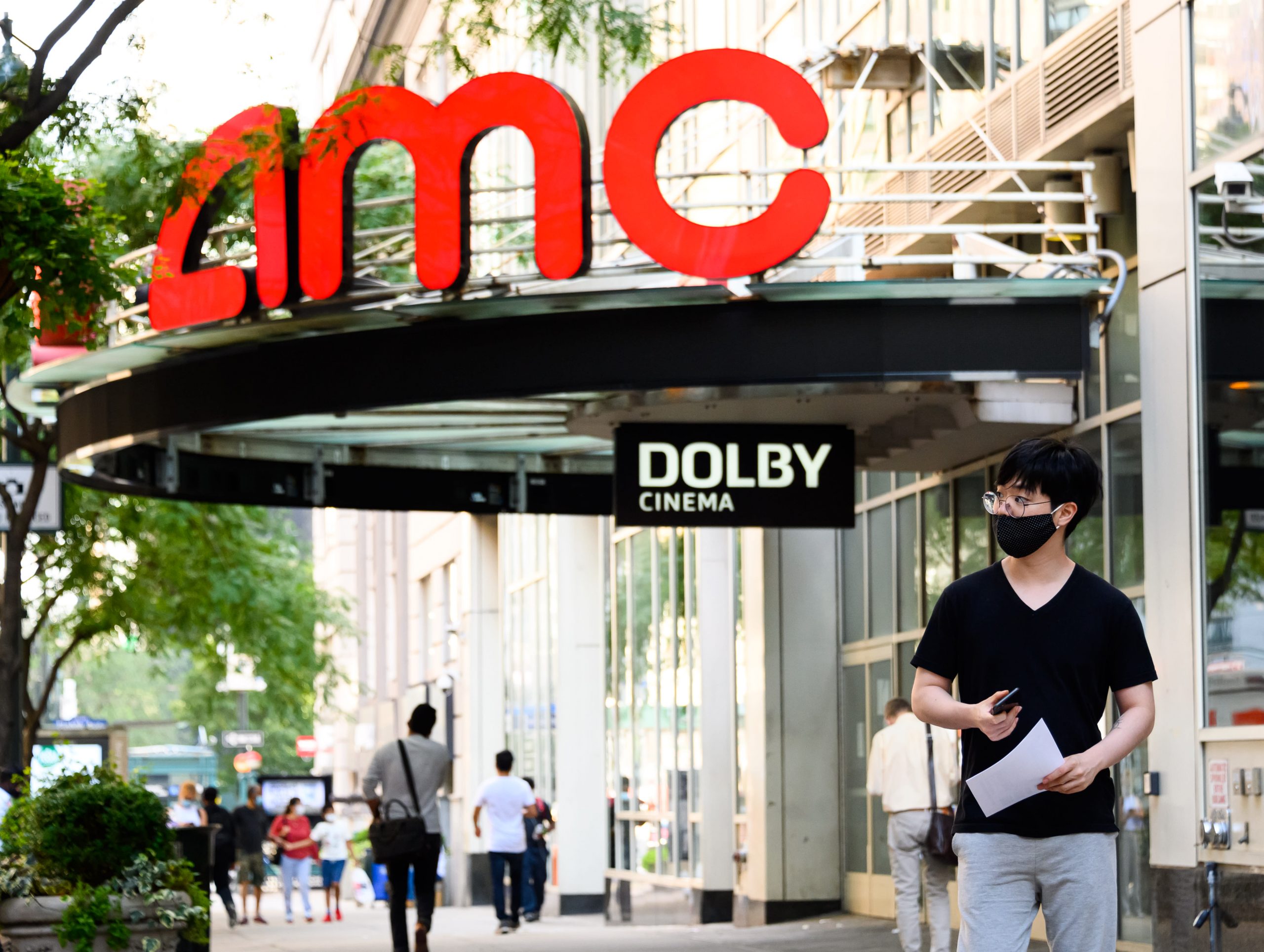 AMC CEO says protecting film theaters open is ‘the correct choice’