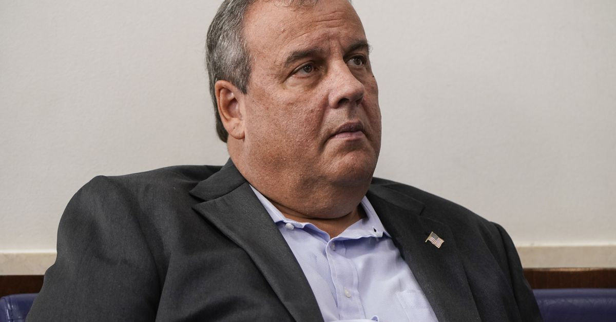 Chris Christie leaves the hospital after per week of Covid-19 remedy