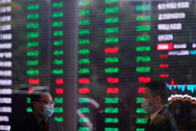 China shares fall on shopper, healthcare shares; publish weekly losses